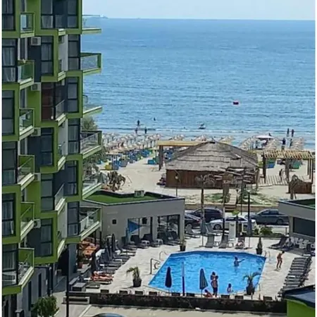 Alezzi Mamaia Nord - 20 M De Plaja Apartment *